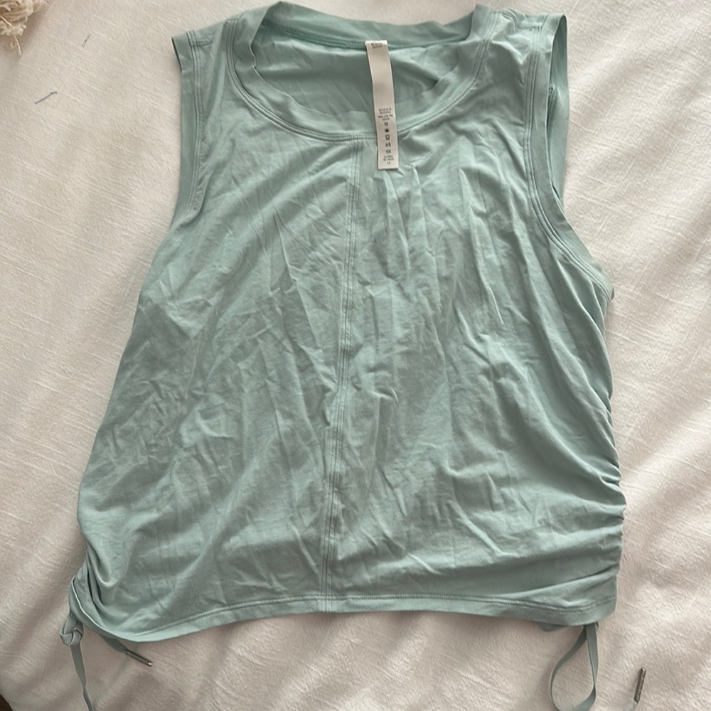 Lululemon side cinch tank